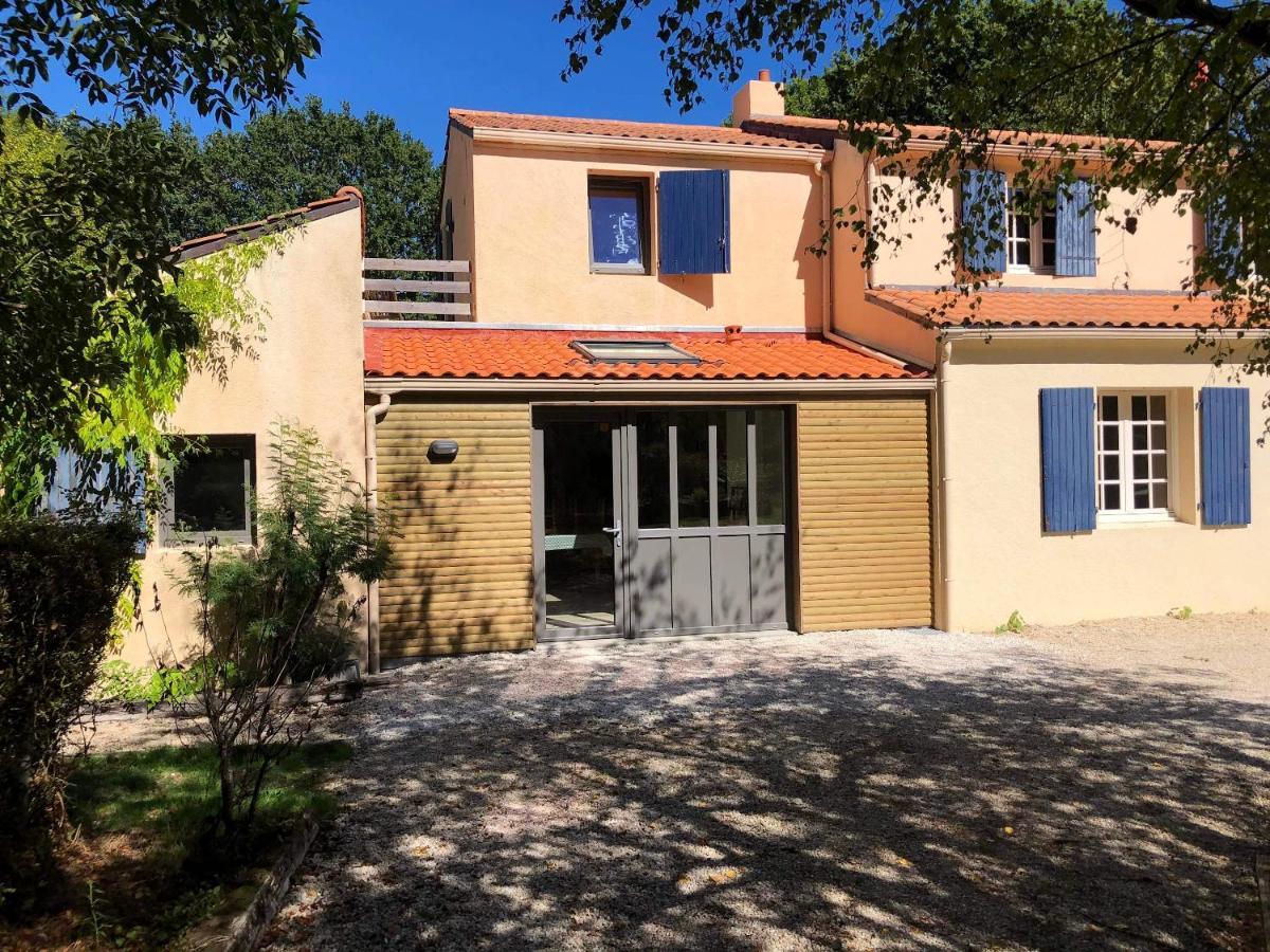 Maison Charmante Avec Piscine Privee A Saint-Georges-De-Pointindouxc Екстериор снимка